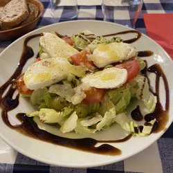 La Serenata - The pizza and the salad are amazing!! A must try if you ever come to Paris. My wife & kids love the food here.
