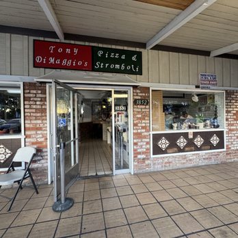 Tony Di Maggio’s Pizza - Storefront - 10.24.25 - Pizza Near Me - San Jose, California