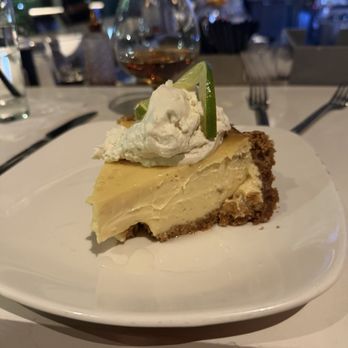Kaluz  Restaurants - Keylime pie - New American Near Me - Plantation, Florida