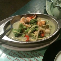 Royal Thai Oriental Restaurant - Green Curry with Shrimp