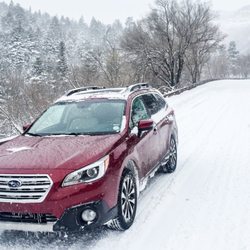 Sky Ride Taxi Cab and Airport Shuttle - Call for winter local taxi and airport shuttle reservations. For executive, sports and resort travelers.
