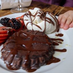 Warm Chocolate Cake Warm Chocolate Cake