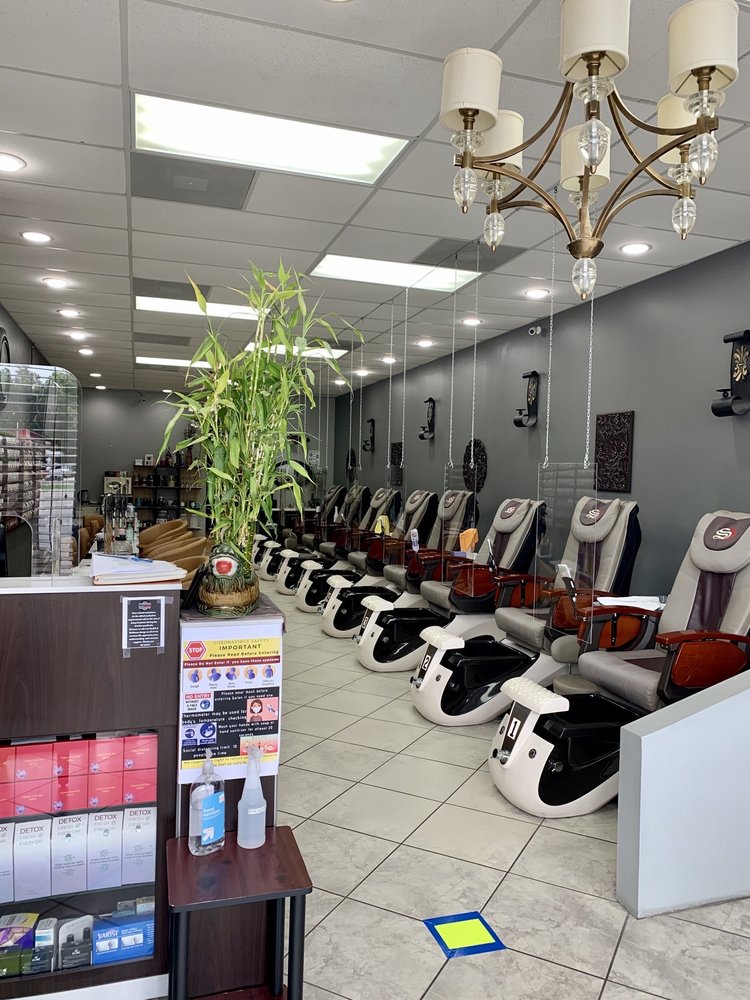 UPSCALE NAILS Updated May 2024 666 Photos & 293 Reviews 4895