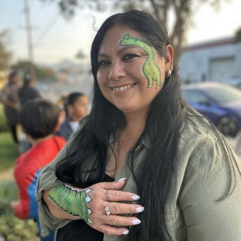 TopStars Face painting - trunk or treat event at South Hills - Face Painting Near Me TopStars Face painting - trunk or treat event at South Hills - Face Painting Near Me