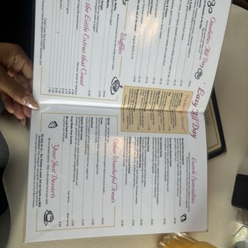 Lazy Susan Cafe - Menu - Waffles Near Me - Cannon Beach, Oregon Lazy Susan Cafe - Menu - Waffles Near Me - Cannon Beach, Oregon
