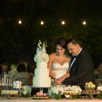 Amazing Event DJs - The cake cutting music was super sweet, the perfect moment! - DJs Near Me