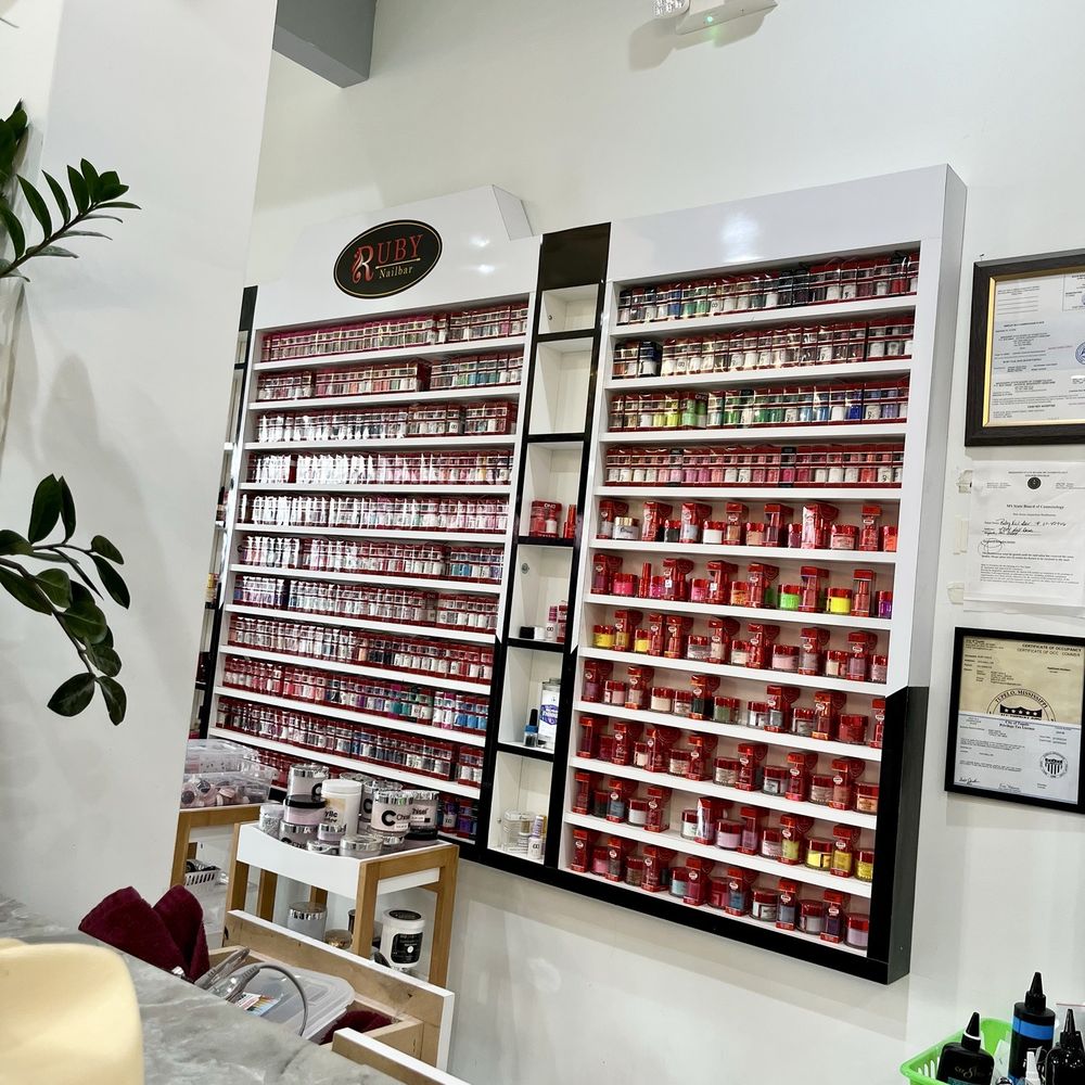 Ruby Nails - Nail Salons Near Me - Tupelo, Mississippi