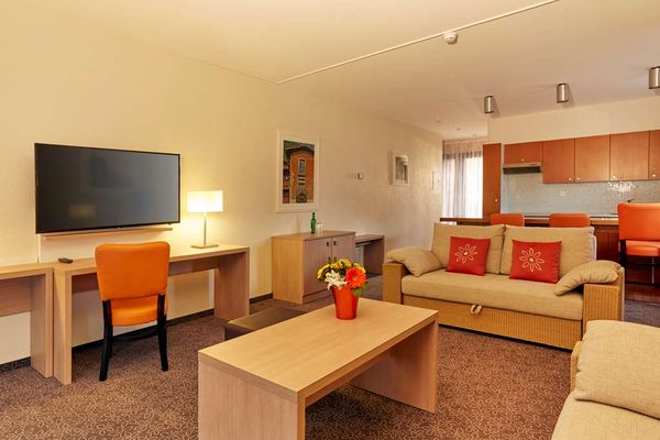 H4 Hotel Arcadia Locarno by null