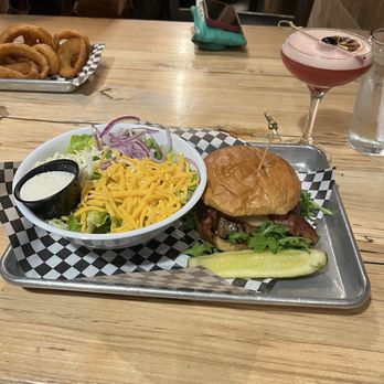 Main Street Tap House - BOJ Burger - New American Near Me - Placerville, California Main Street Tap House - BOJ Burger - New American Near Me - Placerville, California