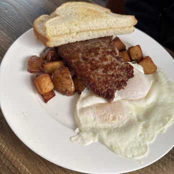 Brothers Cafe - Homemade sausages, potatoes eggs and toast - Comfort Food Near Me - Santa Rosa, California