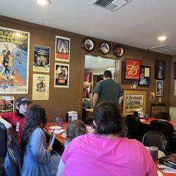 Dirty Dave's Pizza Parlor