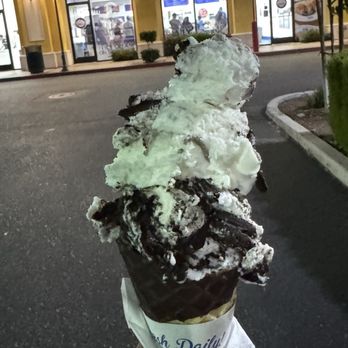 Handel's Homemade Ice Cream - Ice Cream & Frozen Yogurt Near Me - Bakersfield, California Handel's Homemade Ice Cream - Ice Cream & Frozen Yogurt Near Me - Bakersfield, California