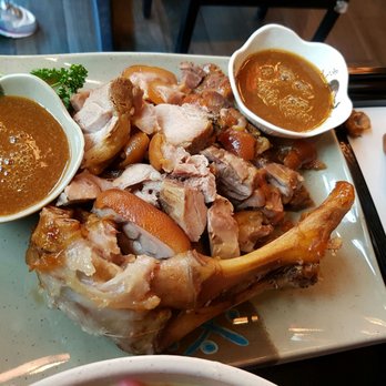 Uncle Lu - Stewed pork hock. Chewy and tasty meat. The garlic sauce help to make more taste for the meat. Very strong tho. - Taiwanese Near Me - Richmond, British Columbia Uncle Lu - Stewed pork hock. Chewy and tasty meat. The garlic sauce help to make more taste for the meat. Very strong tho. - Taiwanese Near Me - Richmond, British Columbia