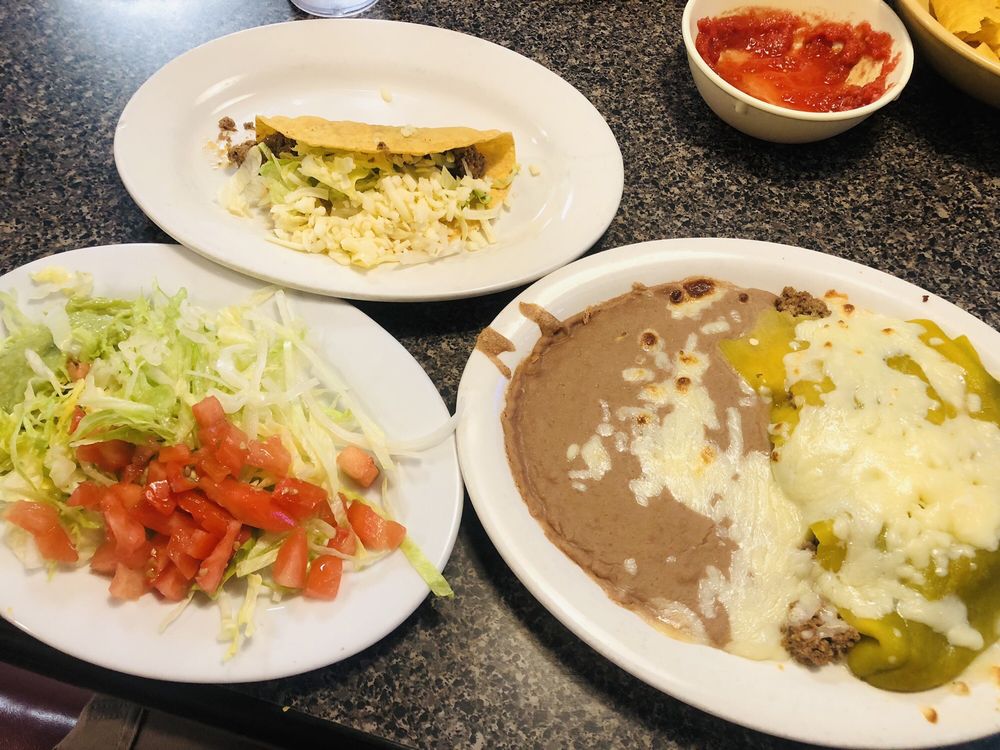 Tres Hermanos
