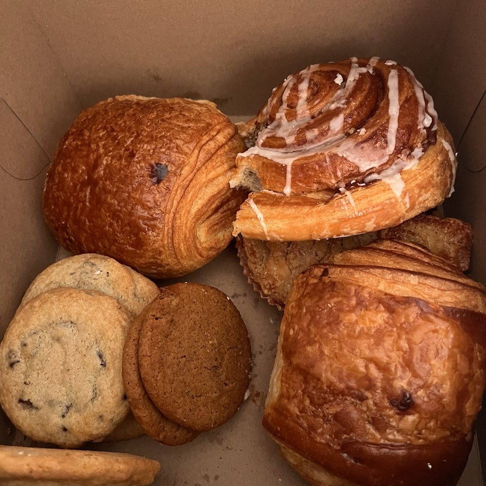 Albemarle Baking Company - Random assortment: molasses, cookies, chocolate, chip, cookies, chocolate, croissant, cinnamon roll, and a mini apple pie - Bakeries Near Me - Charlottesville, Virginia
