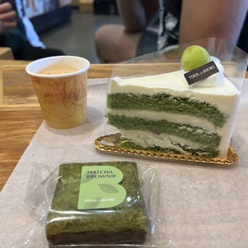 Tous Les Jours - Espresso, matcha cloud cake, matcha brownie - Bakeries Near Me - Austin, Texas