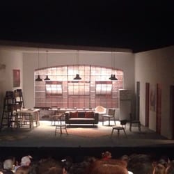 Teatro Helénico - Escenografía de la obra el tiempo se detiene