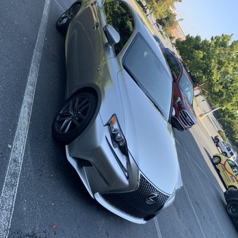 Caliber Auto Glass - My car after Q with Caliber replaced the glass. - Windshield Installation & Repair Near Me - Charlotte, North Carolina Caliber Auto Glass - My car after Q with Caliber replaced the glass. - Windshield Installation & Repair Near Me - Charlotte, North Carolina