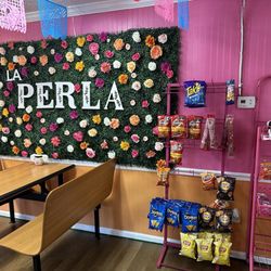 La Perla Tapatia Taqueria & Paleteria - Dining area.