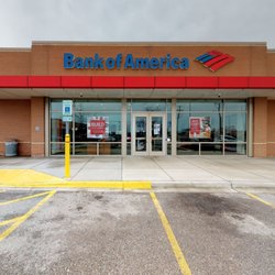Bank of America Financial Center - Storefront