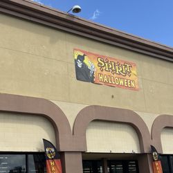 Spirit Halloween