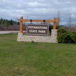 Entrance to park Entrance to park
