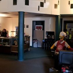 Danny's Custom Computer Service - Front Desk
