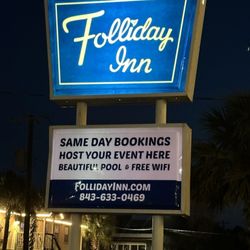 Folliday Inn - Front