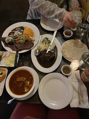 El Mezcalito by null