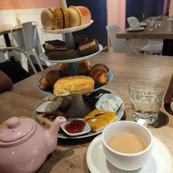 Quelque Chose Macaron Boutique - High tea pastries, macarons, scones, tea