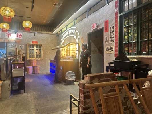 Old Alley Hot Pot Austin | 龙门阵火锅奥斯丁店 by null