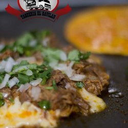 Taqueria El Gavilan - Crispi virria tacos