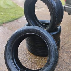 Tire Giant - 275,/50/,R 22 in. Michelin premier LTX good tread depth on all for tires, and we're rotated every 3000 miles
