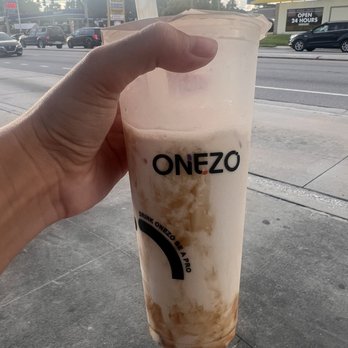 Onezo - Oolong tea with milk. Large. Brown sugar boba - Bubble Tea Near Me - Tampa, Florida