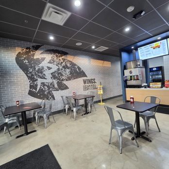 Buffalo Wild Wings Go-Houston - Inside - Chicken Wings Near Me - Houston, Texas Buffalo Wild Wings Go-Houston - Inside - Chicken Wings Near Me - Houston, Texas