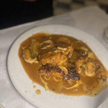 Amerigo Italian Restaurant - Chicken Marsala - Italian Near Me - Flowood, Mississippi Amerigo Italian Restaurant - Chicken Marsala - Italian Near Me - Flowood, Mississippi
