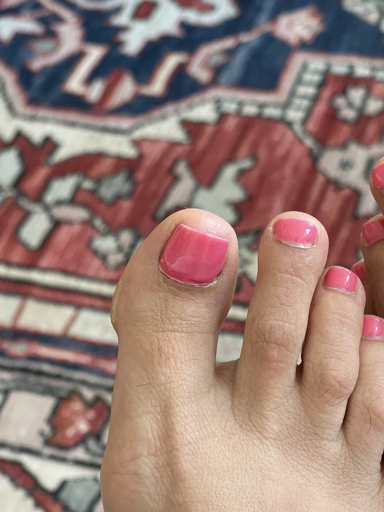 Beauty Bar Nail Salon Logo
