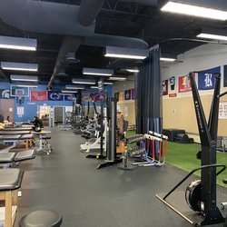 Memorial Hermann Sports Medicine &Rehabilitation-Shepherd Square - Gym and therapy area