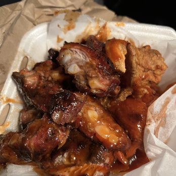 Woo Woo's Barbecue - Chicken Wings Near Me - Sauk Village, Illinois Woo Woo's Barbecue - Chicken Wings Near Me - Sauk Village, Illinois