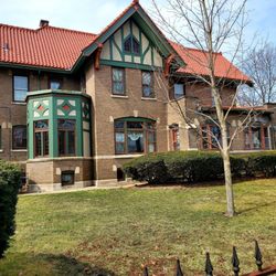 Mansion Bed & Breakfast