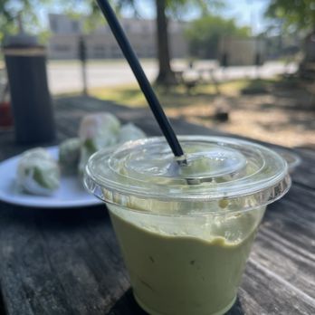 Vui's Kitchen - Avocado Shake - Vegan Near Me - Nashville, Tennessee Vui's Kitchen - Avocado Shake - Vegan Near Me - Nashville, Tennessee