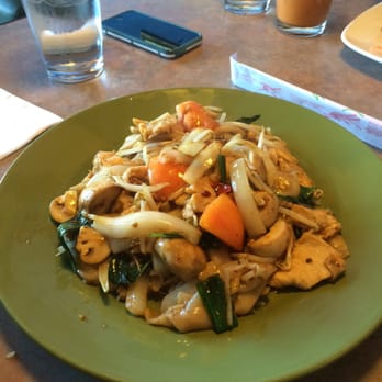 O'Char Thai Cuisine - Spicy chicken basil Thai noodle. So spicy so good! Love that it is the fat noodles. - Thai Near Me - Issaquah, Washington O'Char Thai Cuisine - Spicy chicken basil Thai noodle. So spicy so good! Love that it is the fat noodles. - Thai Near Me - Issaquah, Washington