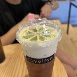Peach Oolong Cheese Mousse Tea W/ Boba