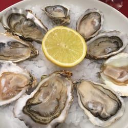 Restaurant le Bistrot à Huîtres - Oyster plate (mix of 9)