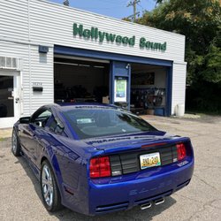 Hollywood Sound - Window tinting, call, remote, starter, and alarm it's our specialty