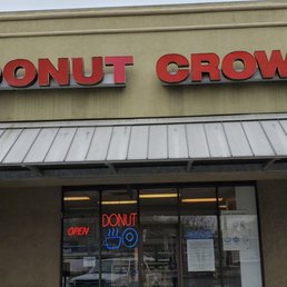 Exterior photo of Donut Crown - Austin, Texas Exterior photo of Donut Crown - Austin, Texas