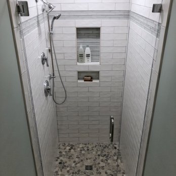 Exquisite Shower Doors - Stratphire Ultra Clear Glass (no green tint.) - Glass & Mirrors Near Me - Corona, California