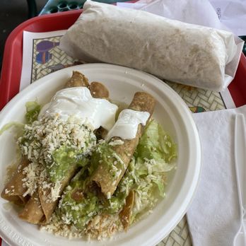 Roberto's Mexican Food - Leucadia - Rolled tacos with guacamole and sour cream! - Mexican Near Me - Encinitas, California Roberto's Mexican Food - Leucadia - Rolled tacos with guacamole and sour cream! - Mexican Near Me - Encinitas, California