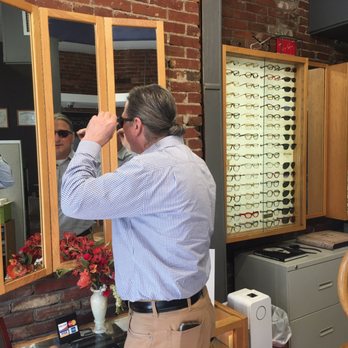 Oakland Fashion Optical - Eyewear & Opticians Near Me - Pittsburgh, Pennsylvania Oakland Fashion Optical - Eyewear & Opticians Near Me - Pittsburgh, Pennsylvania