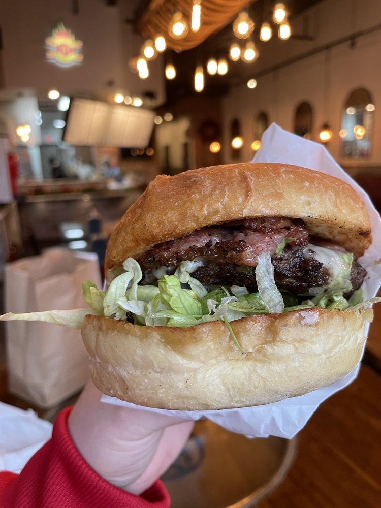 Famous Burgers & Brew